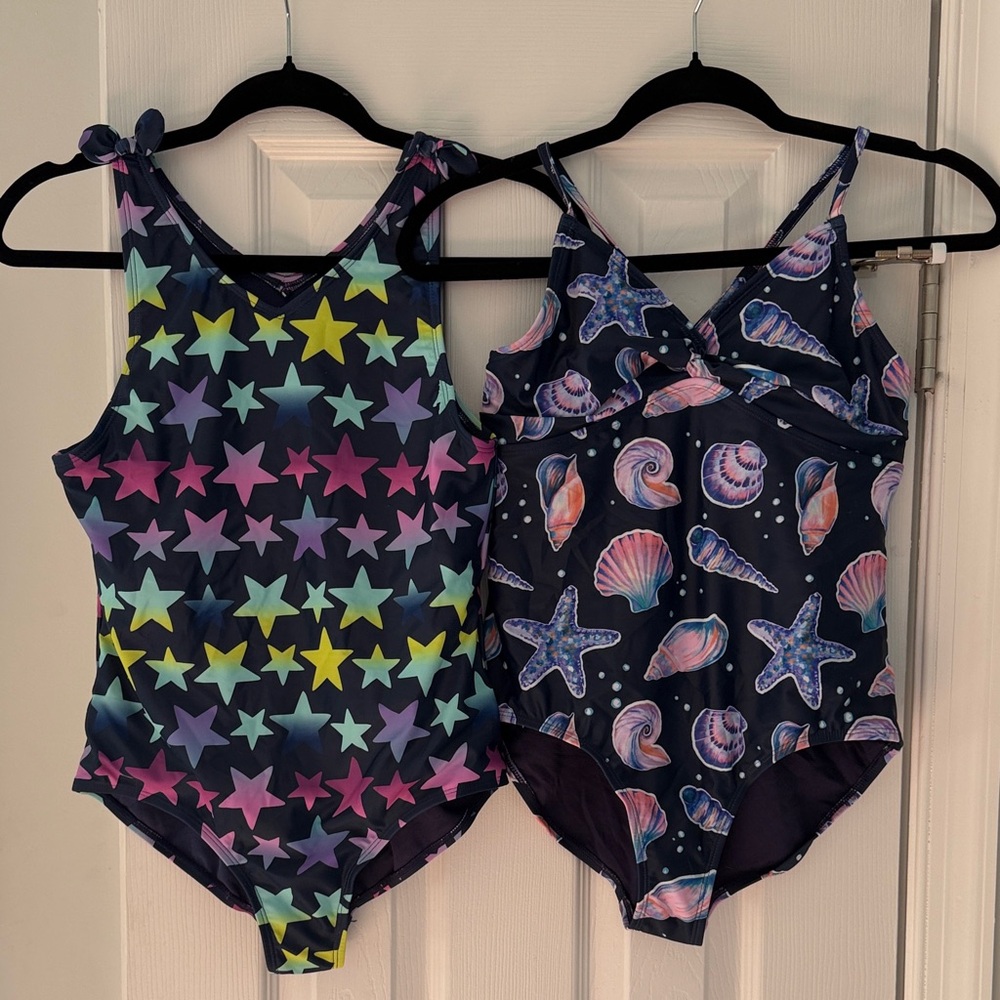 Land’s End: XL Kids One-Piece Swimsuit - Navy Multicolor Star & Seashell Prints